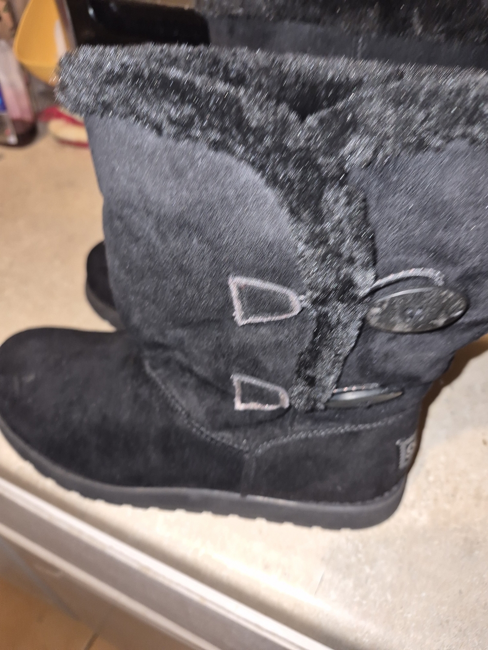 Sketcher's Black Women's Faux-Shearling Winter Boots